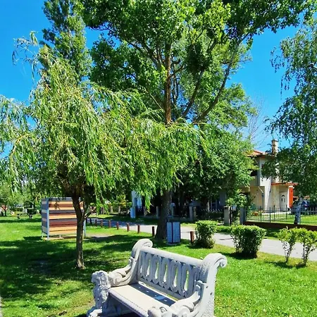Arpad House