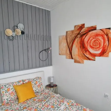 Arpad House דירה *