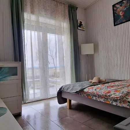 Arpad House דירה